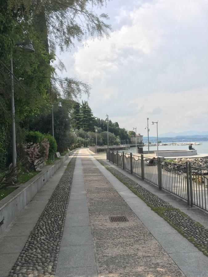 Appartement Antico Borgo à Desenzano del Garda Extérieur photo