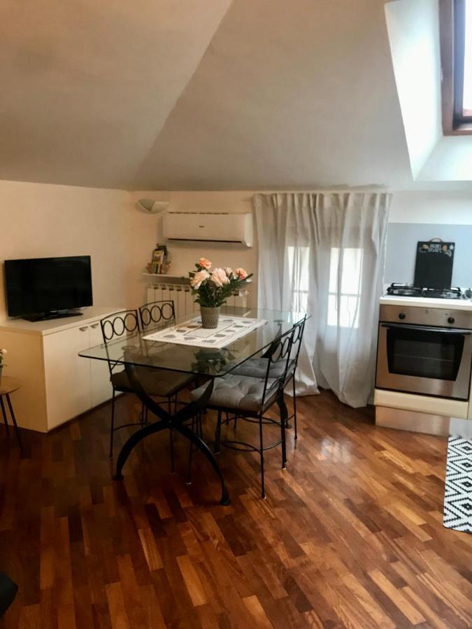 Appartement Antico Borgo à Desenzano del Garda Extérieur photo